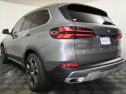 New 2026 BMW X5 xDrive50e w/ Executive Package AWD/4WD image 8