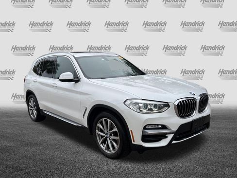 Used 2018 BMW X3 xDrive30i w/ Premium Package image 2