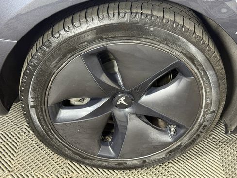 Used 2018 Tesla Model 3 Long Range image 6