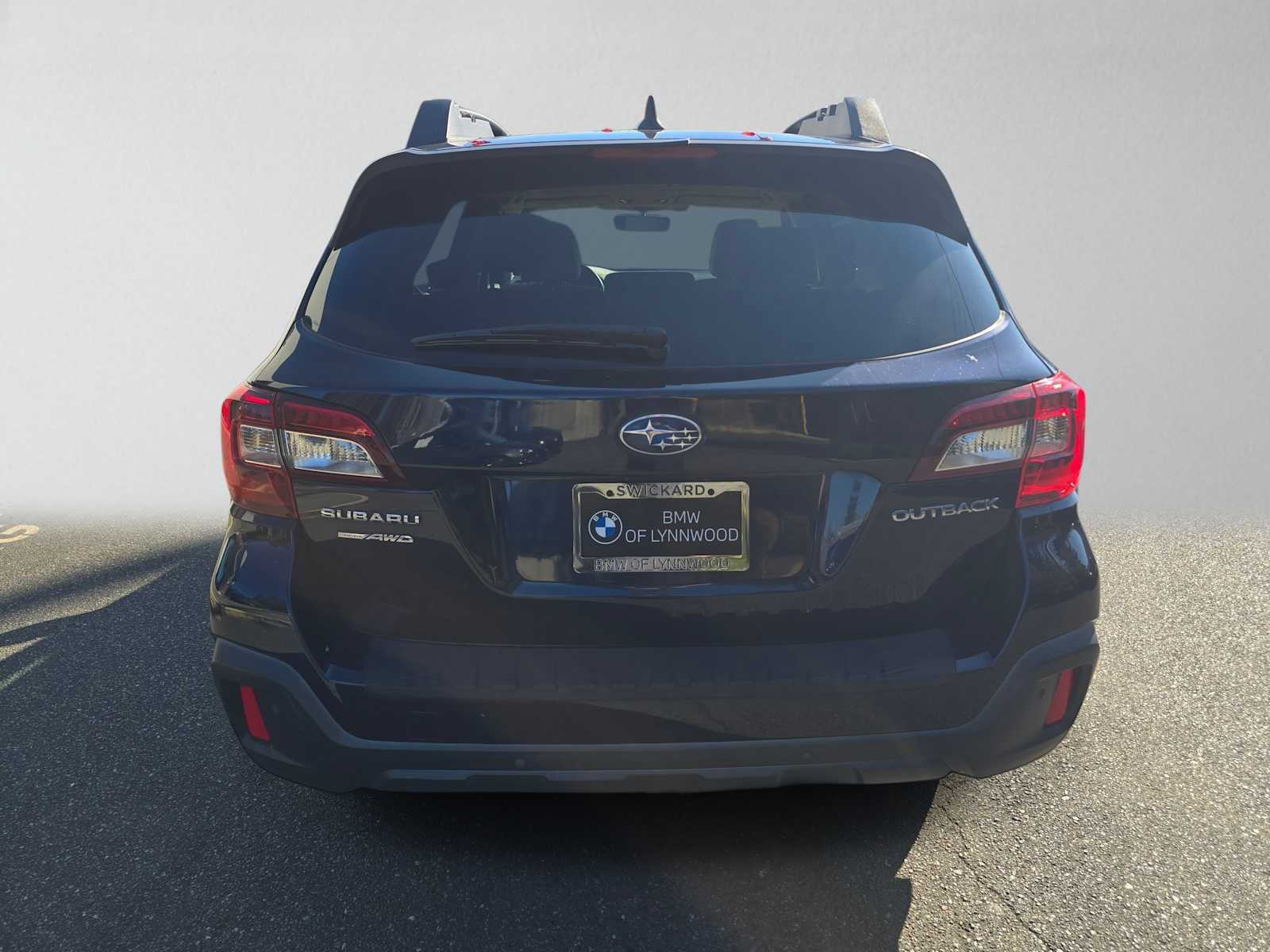Used 2018 Subaru Outback 2.5i Limited AWD/4WD image 4