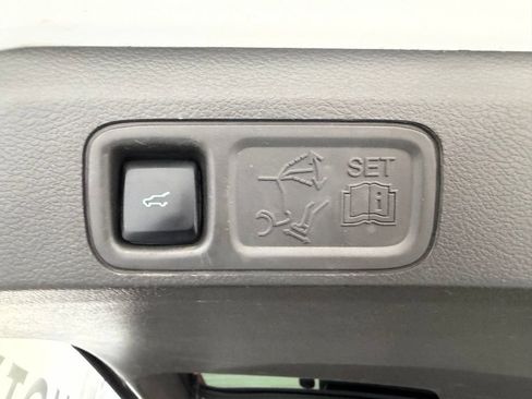 Used 2021 Ford Expedition Max XLT RWD image 38