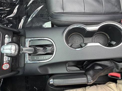Used 2017 Ford Mustang Premium image 40