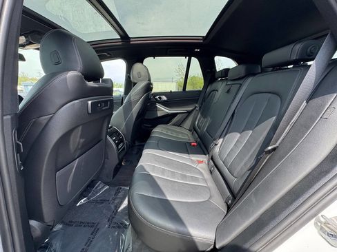 Used 2021 BMW X5 xDrive45e w/ M Sport Package AWD/4WD image 12