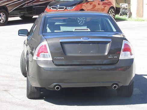 Used 2006 Ford Fusion SEL FWD image 8