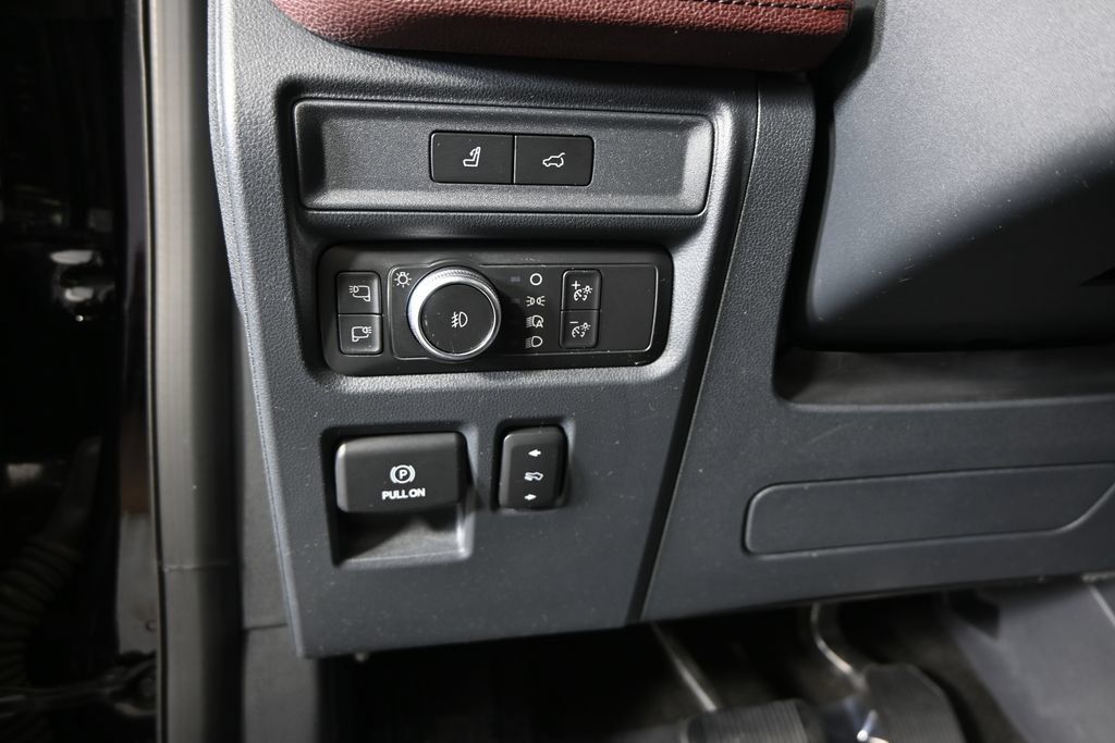 Used 2022 Ford Expedition Max Limited AWD/4WD image 25