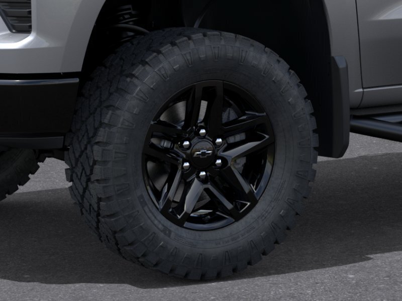 New 2026 Chevrolet Silverado 1500 Custom Trail Boss w/ LPO, Dark Essentials Package AWD/4WD image 9