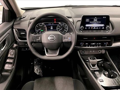 New 2025 Nissan Rogue SV image 19