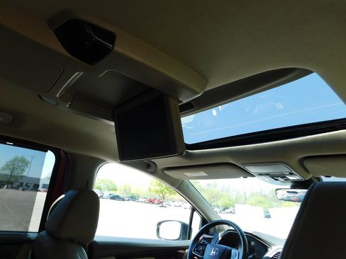 Used 2023 Honda Odyssey Touring image 6