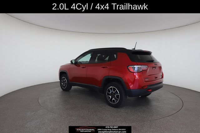Used 2025 Jeep Compass Trailhawk AWD/4WD image 11