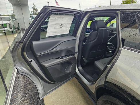 New 2027 Cadillac Lyriq Sport AWD/4WD image 15