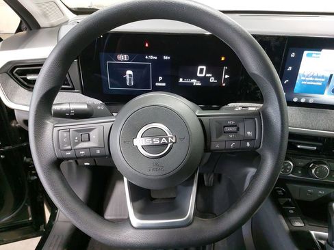 New 2026 Nissan Kicks S image 17