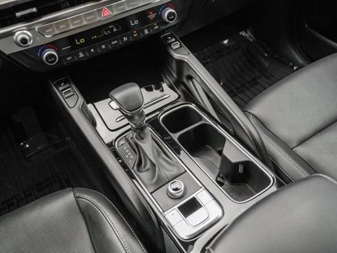 Used 2024 Kia Telluride S FWD image 38