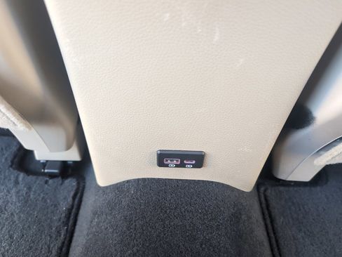 Used 2020 Nissan Rogue SV image 18