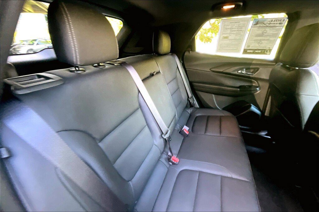 Used 2022 Chevrolet TrailBlazer ACTIV w/ Sun and Liftgate Package FWD image 16