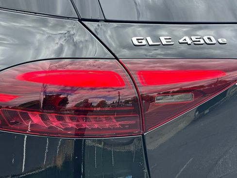 New 2026 Mercedes-Benz GLE 450e 4MATIC image 12