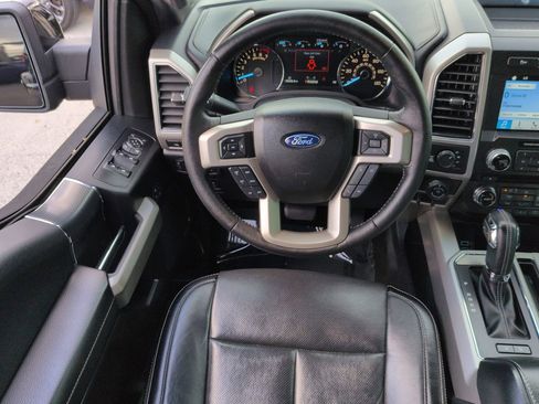 Used 2018 Ford F150 Lariat w/ Equipment Group 502A Luxury AWD/4WD image 15