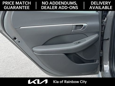 Used 2022 Hyundai Sonata SEL Plus w/ Preferred Accessory Package FWD image 16