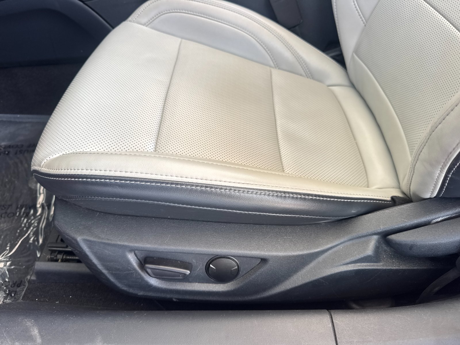 Used 2024 Ford Mustang Premium RWD image 14
