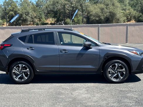 Used 2024 Subaru Crosstrek 2.0i Premium w/ Popular Package #3 AWD/4WD image 2