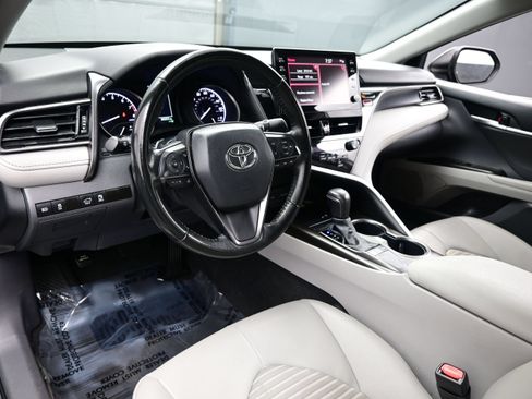 Used 2024 Toyota Camry SE w/ Audio Upgrade Package FWD image 13