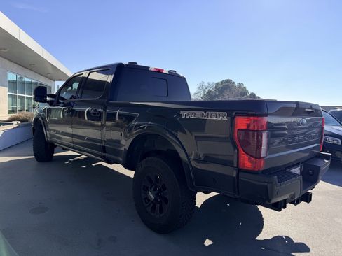 Used 2022 Ford F350 Lariat w/ Tremor Off-Road Package image 5