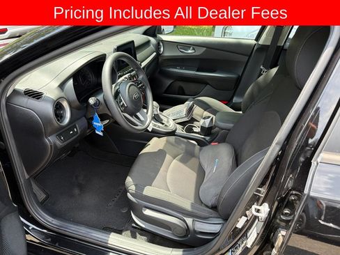 Used 2019 Kia Forte LXS FWD image 4