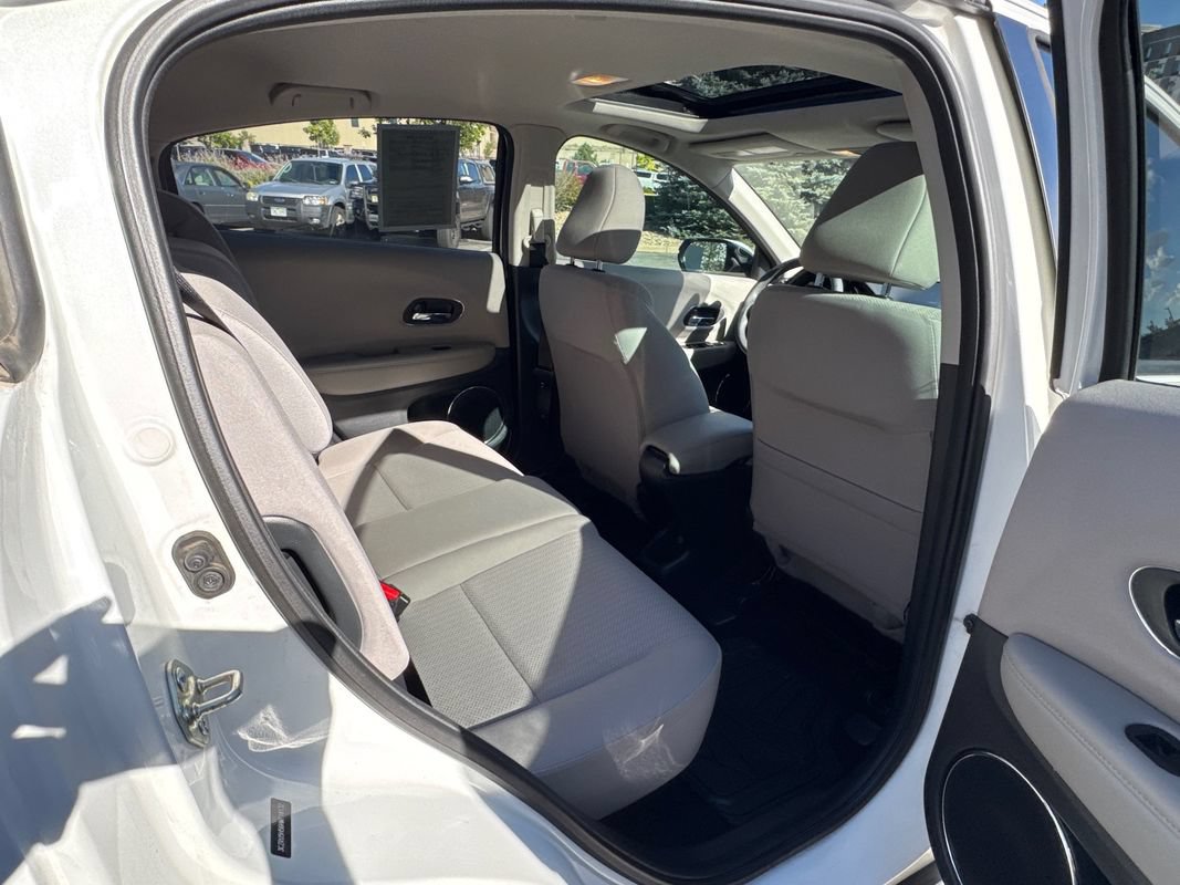 Used 2017 Honda HR-V EX image 21