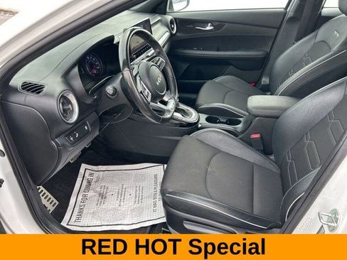 Used 2023 Kia Forte GT-Line image 13