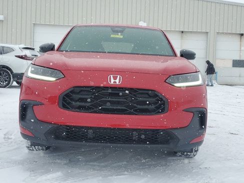 Certified 2025 Honda HR-V Sport image 2