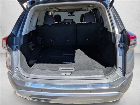 Used 2022 Nissan Rogue SL w/ SL Premium Package FWD image 6