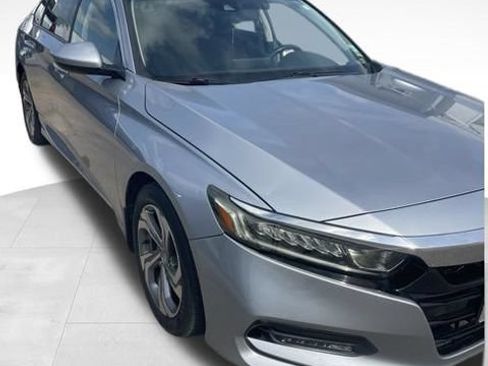 Used 2018 Honda Accord EX image 1