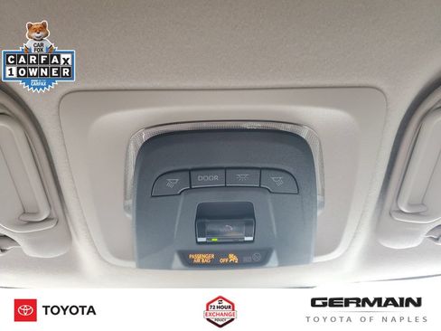 Used 2025 Toyota Corolla LE w/ Convenience Package FWD image 34