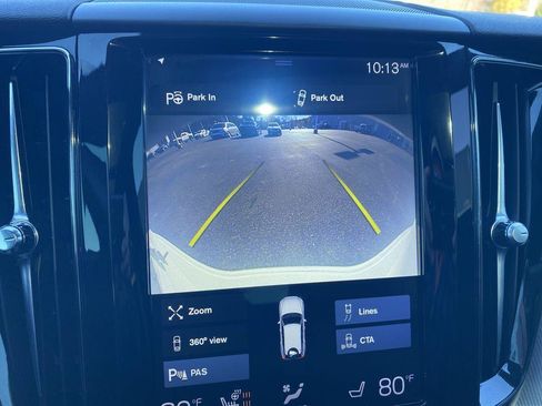 Used 2018 Volvo XC60 T6 R-Design w/ Convenience Package image 17