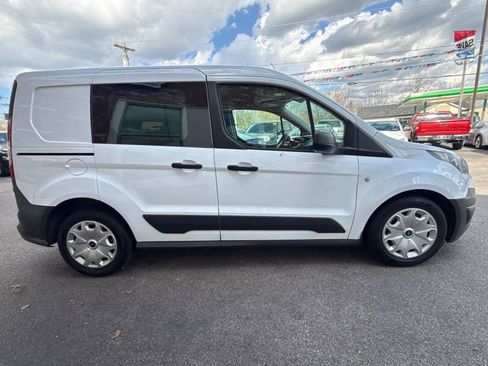Used 2016 Ford Transit Connect XL image 4