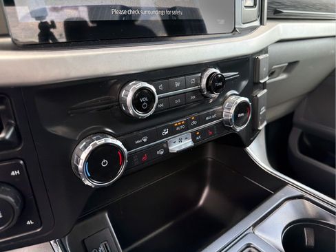 Used 2022 Ford F150 XLT w/ Equipment Group 302A High AWD/4WD image 19
