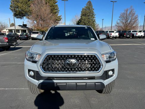 Certified 2019 Toyota Tacoma TRD Off-Road image 8