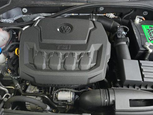 Used 2020 Volkswagen Passat 2.0T SE image 12