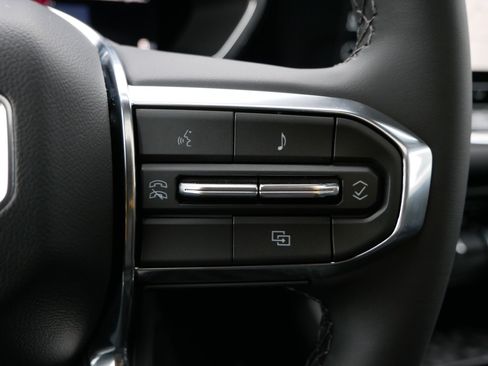 New 2026 GMC Canyon Elevation w/ Convenience Package image 23