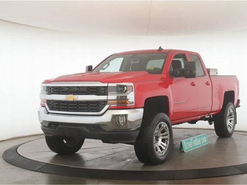 Used 2016 Chevrolet Silverado 1500 LT w/ All Star Edition image 10