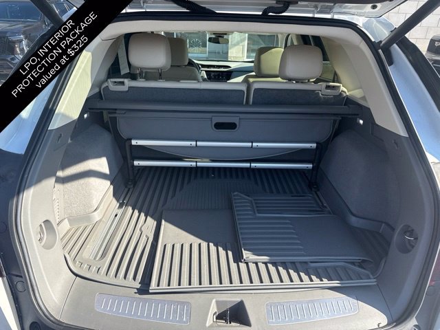 Used 2024 Cadillac XT5 Premium Luxury AWD/4WD image 9