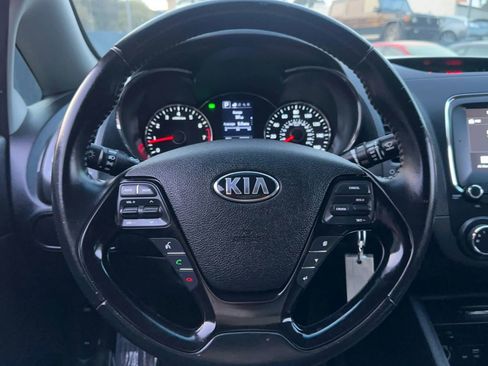 Used 2018 Kia Forte S image 25