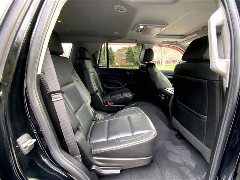 Used 2019 Chevrolet Tahoe Premier image 18