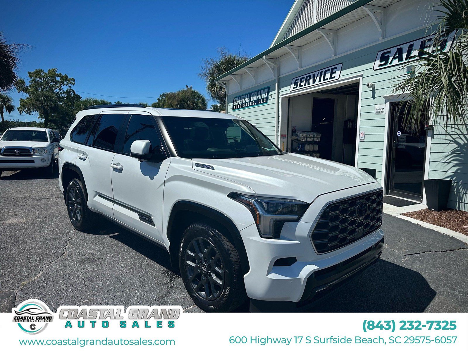 Used 2026 Toyota Sequoia Platinum AWD/4WD image 1