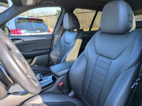 Used 2021 BMW X3 xDrive30i w/ M Sport Package image 23