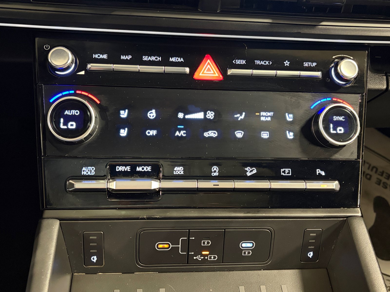 Used 2026 Hyundai Santa Fe Calligraphy AWD/4WD image 25