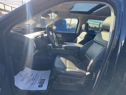 Used 2025 Ford Expedition Max Active image 18