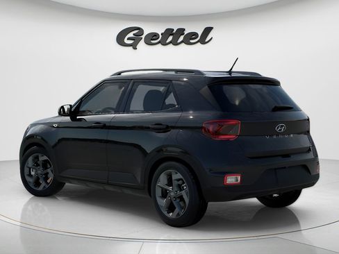 New 2026 Hyundai Venue SEL FWD image 5