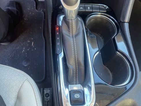 Used 2023 Buick Encore GX Select image 13