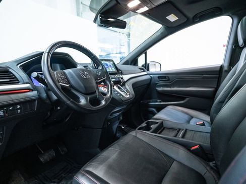 Used 2023 Honda Odyssey Sport image 4