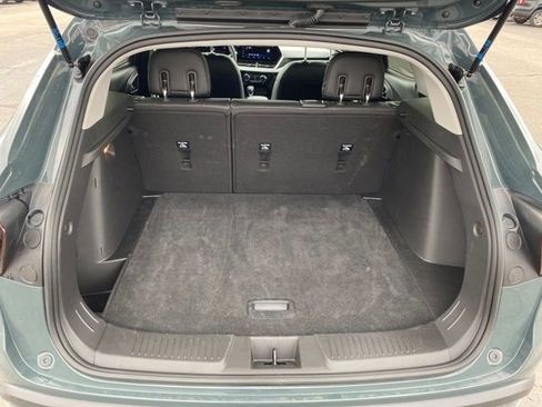 Certified 2025 Chevrolet Trax LT image 20